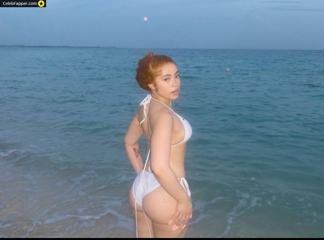 ice spice fap butt ass bunda bikini pelada